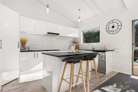 Photo of property in 7/35 Swanson Road, Henderson, Auckland, 0610