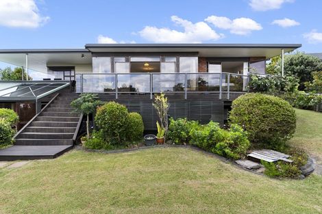 Photo of property in 146 Pacific Parade, Army Bay, Whangaparaoa, 0930