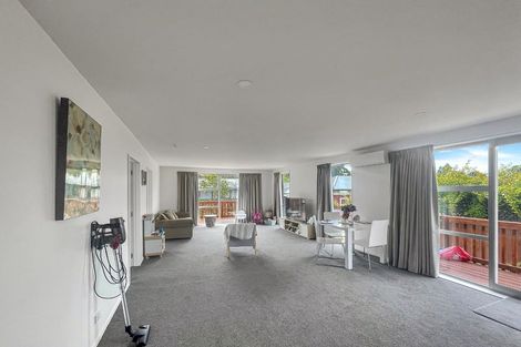 Photo of property in 185a Wainoni Road, Avondale, Christchurch, 8061