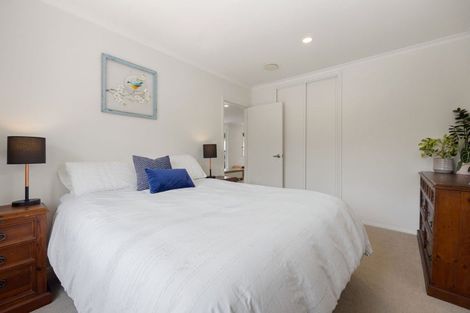 Photo of property in 11 Westney Place, Forest Lake, Hamilton, 3200