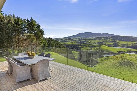 Photo of property in 82 Maungatawhiri Road, Raglan, 3295