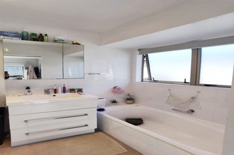 Photo of property in 7f Mattson Road, Pakuranga, Auckland, 2010