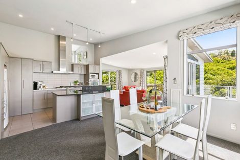 Photo of property in 77a Nicholson Road, Khandallah, Wellington, 6035