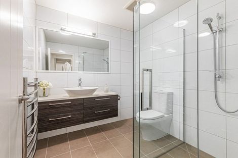 Photo of property in 10 Plantation Terrace, Orewa, 0931