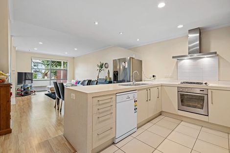 Photo of property in 42 Figaro Crescent, Takanini, 2112