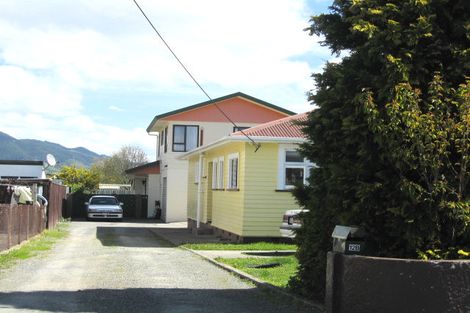 Photo of property in 1/12 Ranui Road, Stoke, Nelson, 7011
