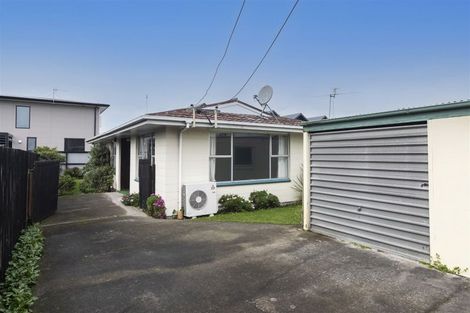 Photo of property in 2/1046 Colombo Street, St Albans, Christchurch, 8014