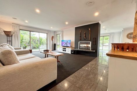 Photo of property in 68 Coolspring Way, Redwood, Christchurch, 8051