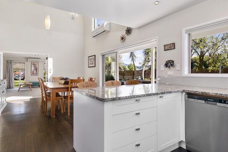 Photo of property in 2 Waimanu Place, Point Wells, Warkworth, 0986