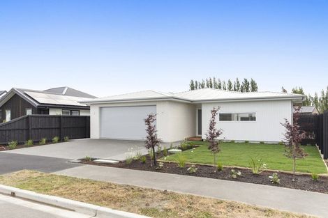 Photo of property in 30 Oakmill Drive, Casebrook, Christchurch, 8051