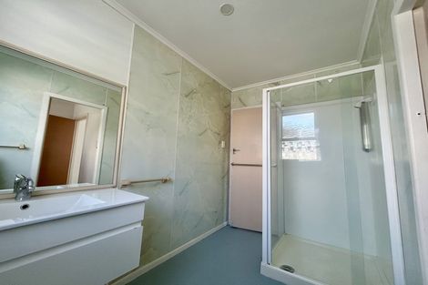 Photo of property in 41 Parrs Cross Road, Henderson, Auckland, 0612