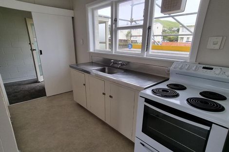 Photo of property in 20a-b Kokiri Crescent, Waitangirua, Porirua, 5024