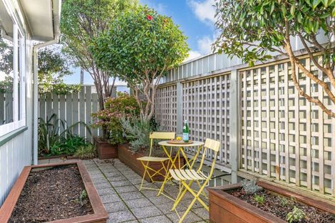 Photo of property in 5 Kau Kau Way, Ngaio, Wellington, 6035