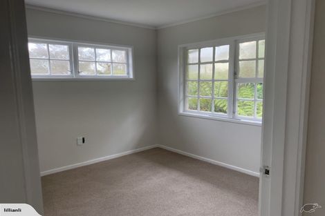 Photo of property in 82 Woodlands Crescent, Browns Bay, Auckland, 0630