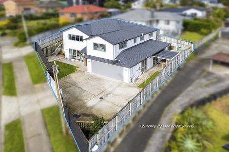 Photo of property in 25 View Road, Henderson, Auckland, 0612