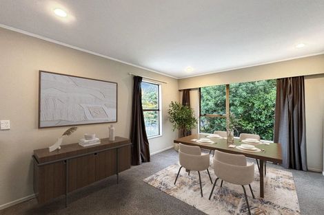 Photo of property in 40 Halswater Drive, Churton Park, Wellington, 6037