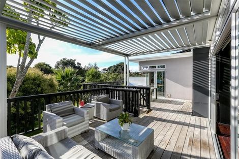 Photo of property in 8 Gaine Street, New Plymouth, 4310