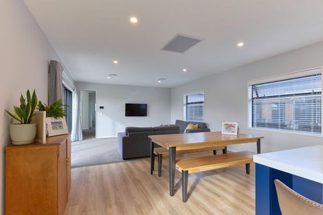 Photo of property in 21 Maurice James Way, Prebbleton, 7604