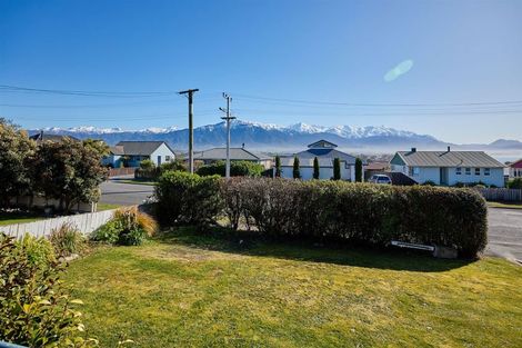 Photo of property in 17 Bayview Street, Kaikoura, 7300