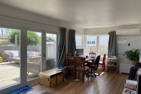 Photo of property in 152 Muritai Road, Eastbourne, Lower Hutt, 5013