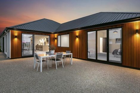 Photo of property in 143 Wingatui Road, Mosgiel, 9024