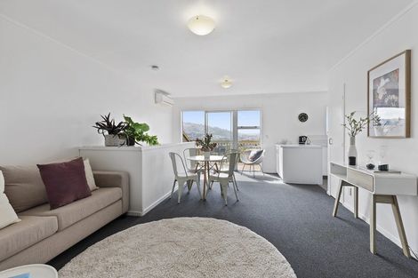 Photo of property in 3a Oldham Way, Crofton Downs, Wellington, 6035