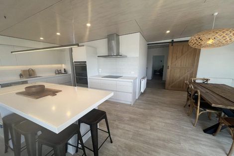 Photo of property in 42 Gilbert Street, New Plymouth, 4310