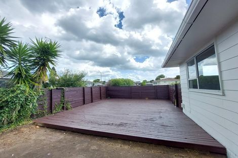 Photo of property in 11 Gambare Place, Wattle Downs, Auckland, 2103