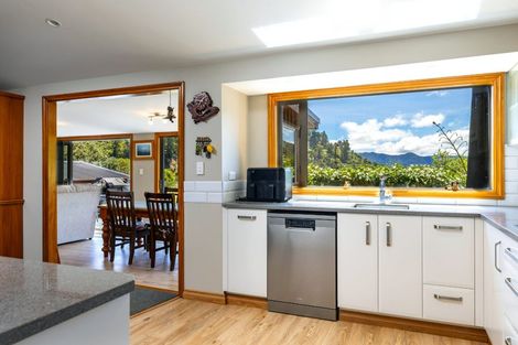 Photo of property in 19 Mccormicks Road, Whatamango Bay, Picton, 7281