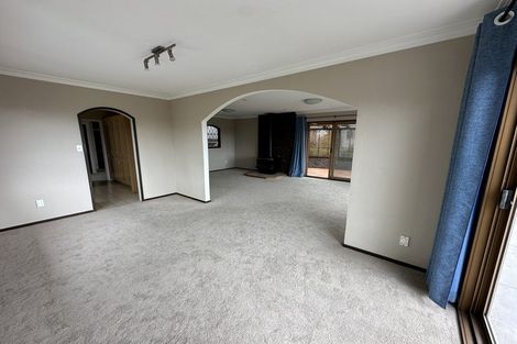Photo of property in 557 East Coast Road, Browns Bay, Auckland, 0630