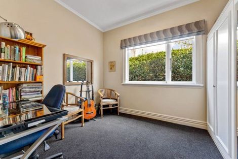 Photo of property in 25 Hampden Street, Picton, 7220