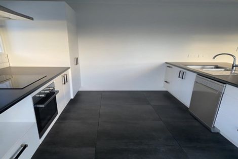 Photo of property in 8 Albatross Lane, Welcome Bay, Tauranga, 3112