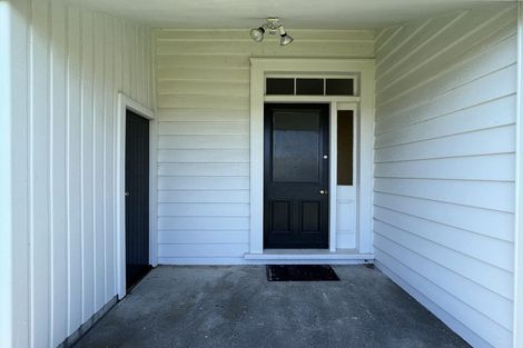 Photo of property in 13 High Street West, Waitara, 4320