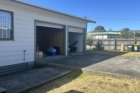 Photo of property in 3 Hodgkins Road, Waikanae Beach, Waikanae, 5036