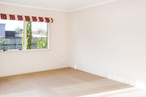 Photo of property in 41 Caulfield Place, Pukehangi, Rotorua, 3015
