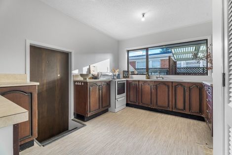 Photo of property in 1/4 Bowling Avenue, Epsom, Auckland, 1023