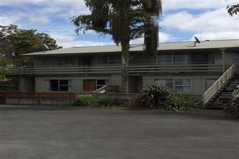 Photo of property in 4/5 Tralee Place, Hillcrest, Hamilton, 3216