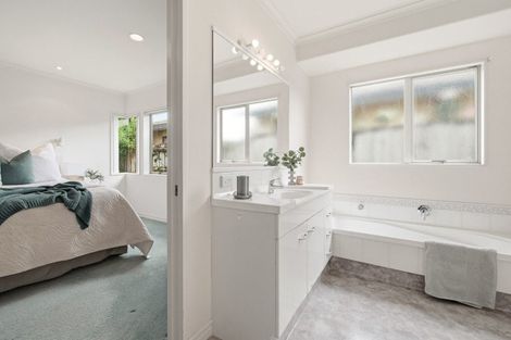 Photo of property in 10 Aspen Place, Papamoa Beach, Papamoa, 3118