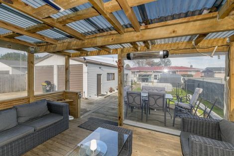 Photo of property in 32 Dorset Street, Levin, 5510