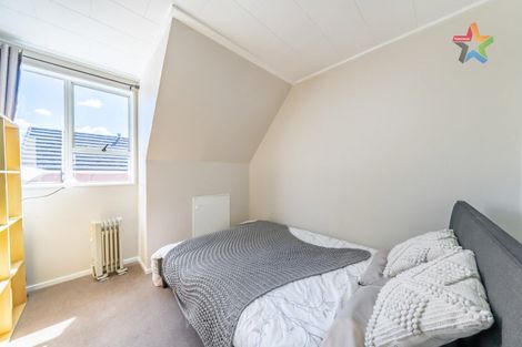 Photo of property in 8b Wai-iti Crescent, Woburn, Lower Hutt, 5010