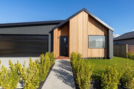 Photo of property in 29 Corriedale Road, Jacks Point, 9371