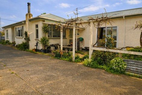 Photo of property in 8 Hannan Street, Levin, 5510