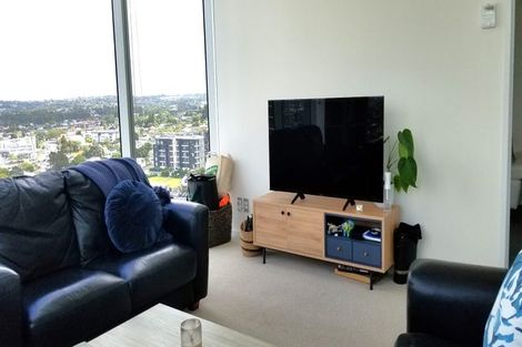 Photo of property in Sentinel Apartments, 1102/3 Northcroft Street, Takapuna, Auckland, 0622