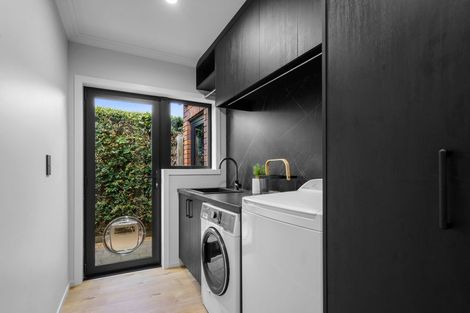 Photo of property in 25a Hall Street, Cambridge, 3434