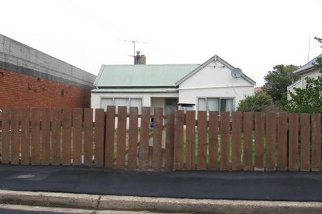 Photo of property in 53 Bathgate Street, South Dunedin, Dunedin, 9012
