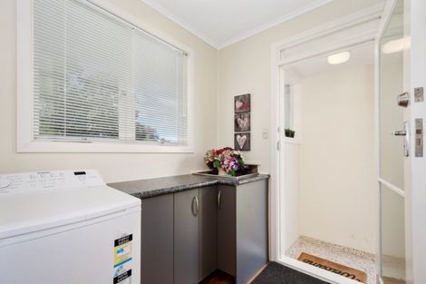 Photo of property in 16 Ninth Avenue, Tauranga, 3110