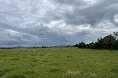 Photo of property in 18 Canal West Road, Waitakaruru, Thames, 3576