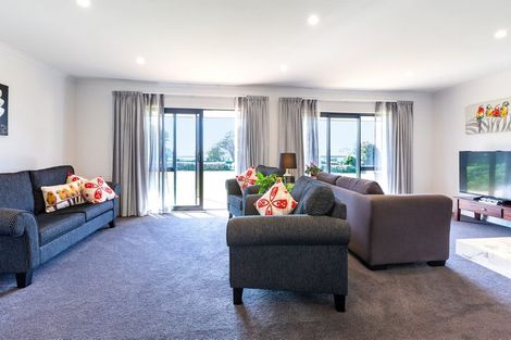 Photo of property in 2630 Awhitu Road, Awhitu, Waiuku, 2684