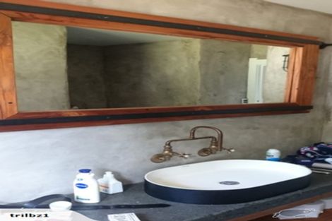 Photo of property in 36 Shoemaker Road, Waipu, 0510