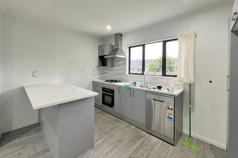 Photo of property in 16c Kelvin Road, Papakura, 2110